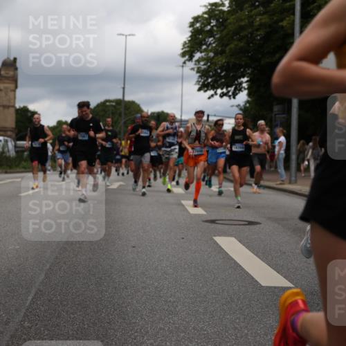 29.06.2025 - hella hamburg halbmarathon Yannick Fuchs http://msf.ph/oto/8257682 29.06.2025 10:48:27 20KM 1327, 1410, 1496, 1815, 2474, 3177, 3310, 3791, 3794, 3861, 3898, 4189, 6082, 6084, 6356, 6443, 6581, 6723, 6994, 7129, 8223, 8449, 8698, 8772, 8798, 9012, 9060, 9227, 10191, 10192, 10263, 10266, 11499, 12186, 12213, 12362, 12489, 13147, 13297, 13869, 14660, 14818, 15113, 15156, 15169, 15408, 15524, 15879, 16092, 16574, 16623, 16750, 17740, 17765, 18759, 19177 meine-sportfotos.de