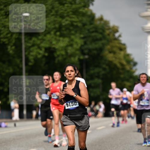 29.06.2025 - hella hamburg halbmarathon Dr. Thomas Lammeyer http://msf.ph/oto/8257759 29.06.2025 10:14:35 Kennedybrücke 1052, 1186, 1456, 1548, 1781, 5182, 5653, 5806, 7058, 8561, 8685, 9150, 9829 meine-sportfotos.de