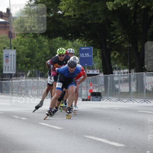 29.06.2025 - hella hamburg halbmarathon Jannik Wohlers http://msf.ph/oto/8257793 29.06.2025 08:49:23 Lombardsbrücke  meine-sportfotos.de
