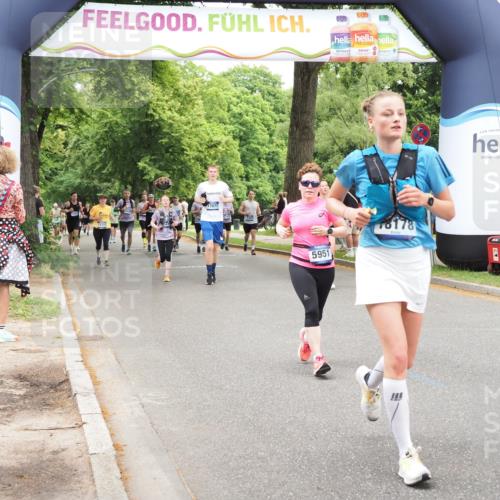 29.06.2025 - hella hamburg halbmarathon MichiJ http://msf.ph/oto/8257837 29.06.2025 10:53:05 Zwischen KM18-KM19 1249, 1781, 4499, 5951, 8402, 8917, 8926, 9829, 10389, 17836, 17866, 18178, 18754 meine-sportfotos.de