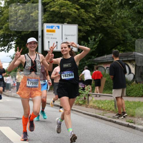 29.06.2025 - hella hamburg halbmarathon Yannick Fuchs http://msf.ph/oto/8257872 29.06.2025 10:48:29 20KM 1327, 1410, 1496, 1815, 2474, 2771, 3041, 3177, 3310, 3791, 3794, 3861, 3898, 3945, 4189, 4231, 6082, 6084, 6356, 6443, 6581, 6723, 6994, 8223, 8449, 8698, 8772, 8798, 9012, 9060, 9227, 10191, 10192, 10263, 10266, 11499, 11747, 12186, 12213, 12362, 12489, 13297, 13869, 14036, 14592, 14638, 14660, 14818, 14948, 15113, 15156, 15169, 15408, 15524, 15879, 16092, 16574, 16750, 17740, 17765, 18759, 19177 meine-sportfotos.de