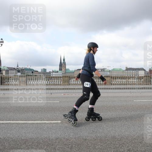 29.06.2025 - hella hamburg halbmarathon Lena Gebhardt http://msf.ph/oto/8257908 29.06.2025 09:03:29 Lombardsbrücke  meine-sportfotos.de