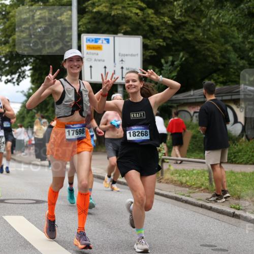 29.06.2025 - hella hamburg halbmarathon Yannick Fuchs http://msf.ph/oto/8257924 29.06.2025 10:48:29 20KM 1327, 1410, 1496, 1815, 2474, 2771, 3041, 3177, 3310, 3791, 3794, 3861, 3898, 3945, 4189, 4231, 6082, 6084, 6356, 6443, 6581, 6723, 6994, 8223, 8449, 8698, 8772, 8798, 9012, 9060, 9227, 10191, 10192, 10263, 10266, 11499, 11747, 12186, 12213, 12362, 12489, 13297, 13869, 14036, 14592, 14638, 14660, 14818, 14948, 15113, 15156, 15169, 15408, 15524, 15879, 16092, 16574, 16750, 17740, 17765, 18759, 19177 meine-sportfotos.de