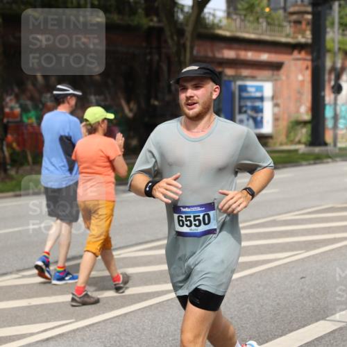 29.06.2025 - hella hamburg halbmarathon Yannick Fuchs http://msf.ph/oto/8257967 29.06.2025 10:35:59 20KM 1570, 1631, 1800, 2579, 4893, 5387, 6550, 6771, 6901, 7432, 7796, 8358, 9547, 9640, 9659, 9711, 9755, 9815, 9885, 10375, 10894, 12292, 12434, 13714, 13876, 14555, 14899, 15351, 16816, 17032, 17100, 17882, 18442, 18491, 18509, 18764, 18802 meine-sportfotos.de