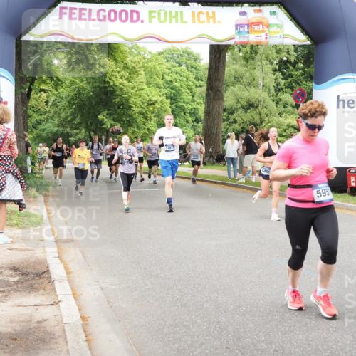 29.06.2025 - hella hamburg halbmarathon MichiJ http://msf.ph/oto/8257979 29.06.2025 10:53:06 Zwischen KM18-KM19 1781, 4499, 5951, 8402, 8917, 8926, 9829, 10389, 13173, 17077, 17836, 17866, 18178 meine-sportfotos.de