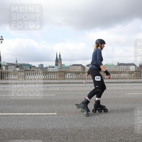 29.06.2025 - hella hamburg halbmarathon Lena Gebhardt http://msf.ph/oto/8258045 29.06.2025 09:03:29 Lombardsbrücke  meine-sportfotos.de