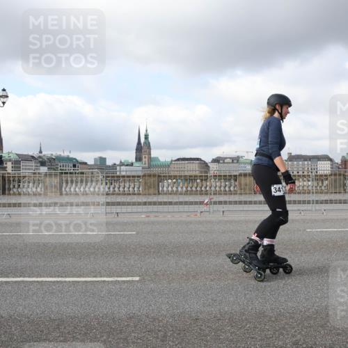 29.06.2025 - hella hamburg halbmarathon Lena Gebhardt http://msf.ph/oto/8258140 29.06.2025 09:03:29 Lombardsbrücke  meine-sportfotos.de