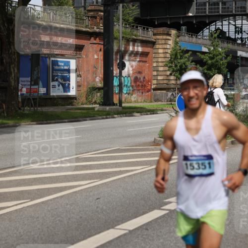 29.06.2025 - hella hamburg halbmarathon Yannick Fuchs http://msf.ph/oto/8258142 29.06.2025 10:35:59 20KM 1570, 1631, 1800, 2579, 4893, 5387, 6550, 6771, 6901, 7432, 7796, 8358, 9547, 9640, 9659, 9711, 9755, 9815, 9885, 10375, 10894, 12292, 12434, 13714, 13876, 14555, 14899, 15351, 16816, 17032, 17100, 17882, 18442, 18491, 18509, 18764, 18802 meine-sportfotos.de