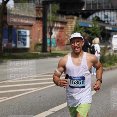29.06.2025 - hella hamburg halbmarathon Yannick Fuchs http://msf.ph/oto/8258189 29.06.2025 10:36:00 20KM 1570, 1631, 1800, 2579, 4893, 5387, 6550, 6771, 6901, 7432, 7796, 8358, 9547, 9640, 9711, 9755, 9815, 9885, 10375, 10894, 12292, 12434, 13714, 13876, 14555, 14899, 15351, 16084, 16816, 17032, 17100, 17882, 18442, 18491, 18509, 18764, 18802 meine-sportfotos.de