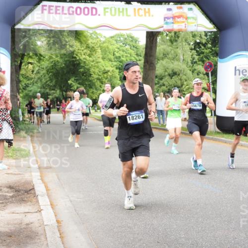 29.06.2025 - hella hamburg halbmarathon MichiJ http://msf.ph/oto/8258216 29.06.2025 10:53:12 Zwischen KM18-KM19 1790, 3461, 4227, 4322, 4499, 8926, 13173, 15678, 16099, 17077, 17638, 17880, 18178, 18261, 18655 meine-sportfotos.de