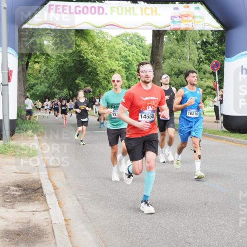 29.06.2025 - hella hamburg halbmarathon MichiJ http://msf.ph/oto/8258221 29.06.2025 10:29:38 Zwischen KM18-KM19 4380, 4634, 4893, 5007, 5014, 8074, 9358, 9885, 10978, 11062, 11922, 12365, 13268, 14555, 15164, 16599, 16816, 17834, 18399 meine-sportfotos.de