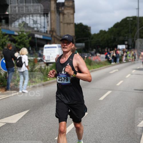29.06.2025 - hella hamburg halbmarathon Yannick Fuchs http://msf.ph/oto/8258301 29.06.2025 10:36:01 20KM 1570, 1631, 1800, 2579, 4893, 5387, 6550, 6771, 6901, 7432, 7796, 8358, 9547, 9640, 9711, 9815, 9885, 10375, 10894, 12292, 12434, 13714, 13876, 14555, 14899, 15351, 16084, 16816, 17032, 17100, 17882, 18442, 18491, 18509, 18764, 18802 meine-sportfotos.de