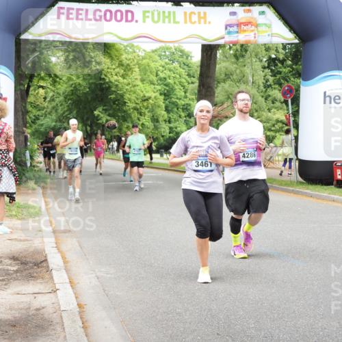 29.06.2025 - hella hamburg halbmarathon MichiJ http://msf.ph/oto/8258386 29.06.2025 10:53:15 Zwischen KM18-KM19 1790, 3461, 4227, 4286, 4322, 4782, 15678, 16099, 17638, 17880, 18261, 18655 meine-sportfotos.de