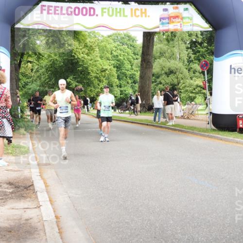 29.06.2025 - hella hamburg halbmarathon MichiJ http://msf.ph/oto/8258460 29.06.2025 10:53:16 Zwischen KM18-KM19 1790, 3461, 4286, 4322, 4782, 15678, 16099, 17638, 17880, 18261, 18655 meine-sportfotos.de