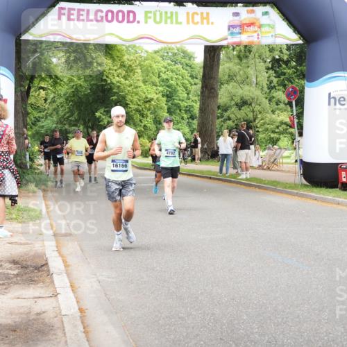 29.06.2025 - hella hamburg halbmarathon MichiJ http://msf.ph/oto/8258568 29.06.2025 10:53:17 Zwischen KM18-KM19 1790, 3461, 4286, 4322, 4782, 7485, 15678, 16099, 16166, 17638, 17880, 18261, 18655 meine-sportfotos.de