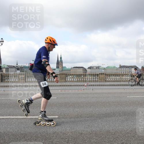 29.06.2025 - hella hamburg halbmarathon Lena Gebhardt http://msf.ph/oto/8258588 29.06.2025 09:03:30 Lombardsbrücke  meine-sportfotos.de