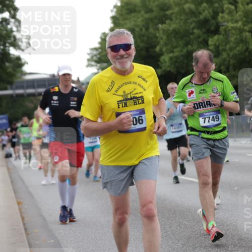 29.06.2025 - hella hamburg halbmarathon Jannik Wohlers http://msf.ph/oto/8258640 29.06.2025 10:32:13 Lombardsbrücke 1199, 1640, 2059, 3653, 3660, 3670, 4446, 5783, 5871, 5941, 6228, 6312, 6315, 7308, 7309, 7387, 7468, 7531, 7633, 7702, 7749, 7750, 8303, 8625, 8840, 9010, 9188, 10002, 10013, 10048, 10203, 10277, 10354, 10470, 10624, 10770, 11076, 11205, 11248, 12470, 12864, 13335, 14159, 14301, 14788, 14888, 15071, 15086, 15088, 15147, 15171, 15569, 15847, 15997, 16129, 16187, 16898, 16999, 17041, 17167, 18069, 18706, 18927, 19156 meine-sportfotos.de