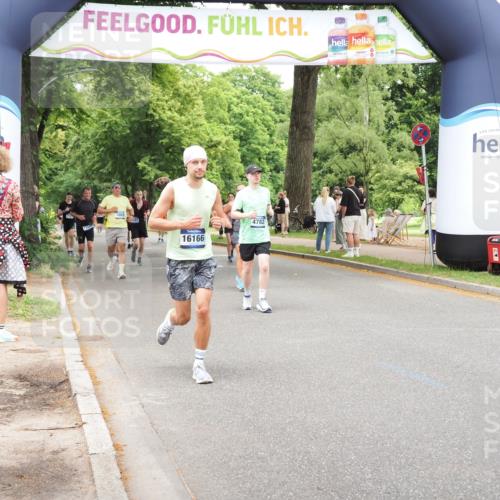 29.06.2025 - hella hamburg halbmarathon MichiJ http://msf.ph/oto/8258641 29.06.2025 10:53:17 Zwischen KM18-KM19 1790, 3461, 4286, 4322, 4782, 7485, 15678, 16099, 16166, 17638, 17880, 18261, 18655 meine-sportfotos.de