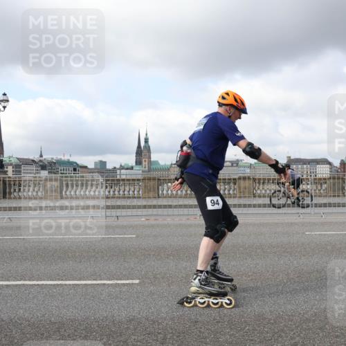 29.06.2025 - hella hamburg halbmarathon Lena Gebhardt http://msf.ph/oto/8258804 29.06.2025 09:03:30 Lombardsbrücke  meine-sportfotos.de