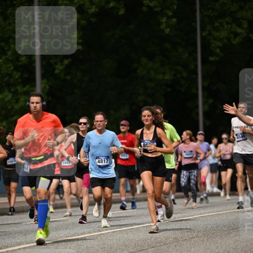 29.06.2025 - hella hamburg halbmarathon Dr. Thomas Lammeyer http://msf.ph/oto/8258808 29.06.2025 10:35:11 Kennedybrücke 1059, 1097, 1472, 1547, 1773, 1979, 2414, 2505, 2754, 2755, 2914, 3131, 3281, 3443, 4561, 4817, 5437, 5943, 6057, 6078, 6195, 6546, 6616, 6725, 6787, 7351, 7604, 7772, 8050, 8812, 8941, 9937, 10586, 10989 meine-sportfotos.de