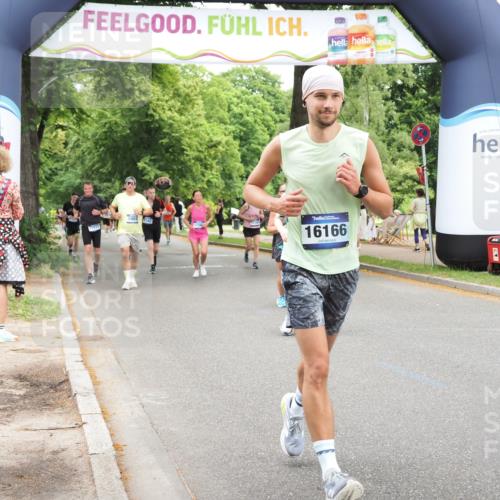 29.06.2025 - hella hamburg halbmarathon MichiJ http://msf.ph/oto/8258854 29.06.2025 10:53:18 Zwischen KM18-KM19 1790, 3461, 4286, 4782, 7485, 16099, 16166, 17638, 17880, 18261 meine-sportfotos.de