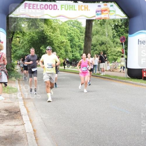 29.06.2025 - hella hamburg halbmarathon MichiJ http://msf.ph/oto/8259144 29.06.2025 10:53:20 Zwischen KM18-KM19 1790, 3461, 4286, 4782, 5869, 7485, 11191, 11523, 16099, 16166, 16602, 17569, 18261 meine-sportfotos.de