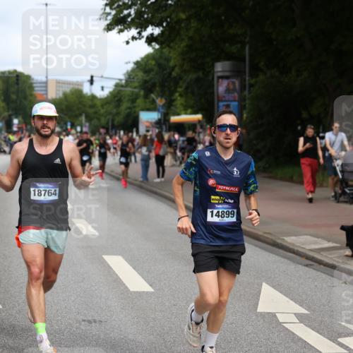 29.06.2025 - hella hamburg halbmarathon Yannick Fuchs http://msf.ph/oto/8259214 29.06.2025 10:36:10 20KM 1570, 1763, 1800, 2579, 2675, 5387, 5987, 6593, 7092, 7432, 8358, 9815, 10415, 10894, 11417, 12434, 12588, 13714, 13876, 14346, 14899, 15521, 16084, 17032, 17159, 17182, 17882, 18442, 18491, 18509, 18764, 18772, 18802, 19046 meine-sportfotos.de