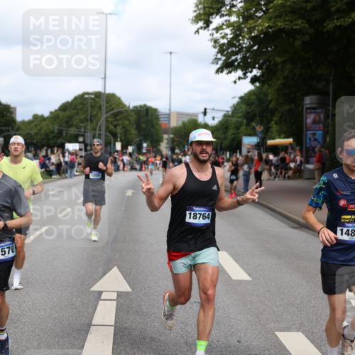 29.06.2025 - hella hamburg halbmarathon Yannick Fuchs http://msf.ph/oto/8259243 29.06.2025 10:36:11 20KM 1570, 1763, 1800, 2579, 2675, 5387, 5987, 6593, 7092, 7432, 8358, 9815, 10415, 10894, 11417, 12434, 12588, 13714, 13876, 14346, 14899, 15521, 16084, 17032, 17159, 17182, 17882, 18442, 18491, 18509, 18764, 18772, 18802, 19046 meine-sportfotos.de
