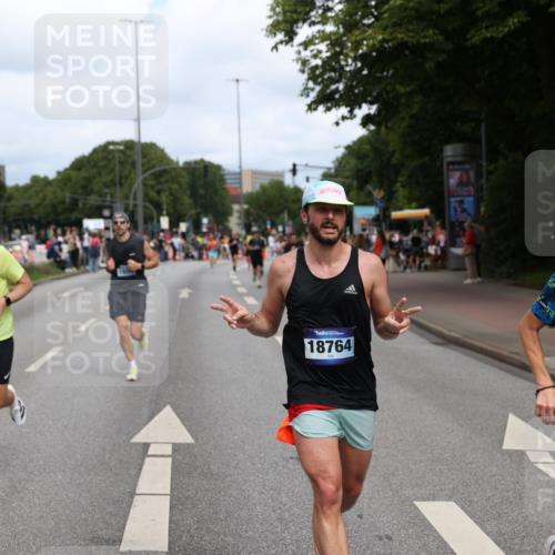29.06.2025 - hella hamburg halbmarathon Yannick Fuchs http://msf.ph/oto/8259402 29.06.2025 10:36:11 20KM 1570, 1763, 1800, 2579, 2675, 5387, 5987, 6593, 7092, 7432, 8358, 9815, 10415, 10894, 11417, 12434, 12588, 13714, 13876, 14346, 14899, 15521, 16084, 17032, 17159, 17182, 17882, 18442, 18491, 18509, 18764, 18772, 18802, 19046 meine-sportfotos.de