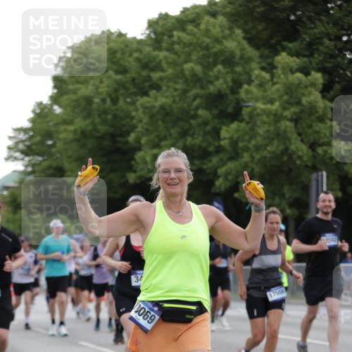 29.06.2025 - hella hamburg halbmarathon Jannik Wohlers http://msf.ph/oto/8259459 29.06.2025 10:32:25 Lombardsbrücke 1078, 1237, 1732, 2059, 2276, 3422, 3660, 3670, 3708, 3753, 4446, 4555, 6040, 6861, 7308, 7309, 7387, 7531, 7749, 7750, 8170, 8839, 9010, 9034, 9188, 9471, 9542, 9768, 10013, 10048, 10203, 10277, 10470, 10770, 11076, 11248, 11756, 12423, 12424, 12470, 12508, 12907, 13789, 14301, 14347, 15171, 15997, 16129, 16502, 16702, 16898, 16999, 17041, 17102, 17157, 17167, 17317, 17508, 17664, 18502, 18706, 18927, 19156, 19213 meine-sportfotos.de