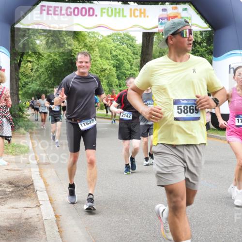29.06.2025 - hella hamburg halbmarathon MichiJ http://msf.ph/oto/8259469 29.06.2025 10:53:22 Zwischen KM18-KM19 2142, 4286, 4782, 5869, 7323, 7485, 11191, 11523, 16166, 16602, 17569 meine-sportfotos.de