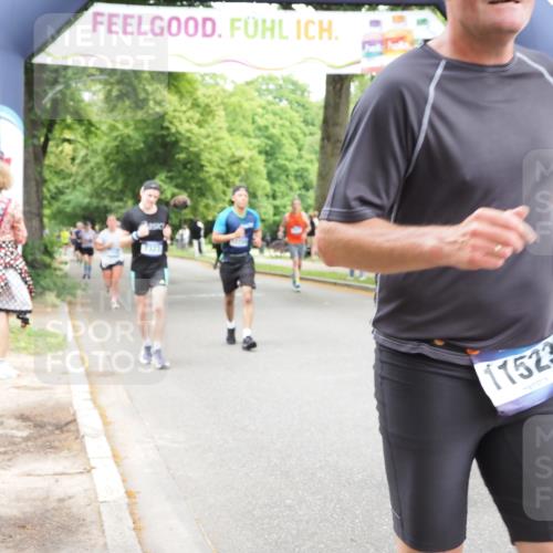 29.06.2025 - hella hamburg halbmarathon MichiJ http://msf.ph/oto/8259585 29.06.2025 10:53:24 Zwischen KM18-KM19 2142, 5869, 7323, 7485, 11191, 11523, 15394, 16166, 16602, 17569 meine-sportfotos.de