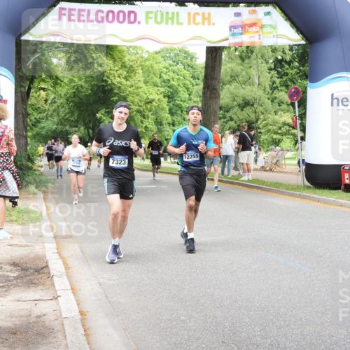 29.06.2025 - hella hamburg halbmarathon MichiJ http://msf.ph/oto/8259667 29.06.2025 10:53:25 Zwischen KM18-KM19 2142, 5869, 7323, 7485, 11191, 11523, 12255, 15394, 16166, 16602, 17569 meine-sportfotos.de