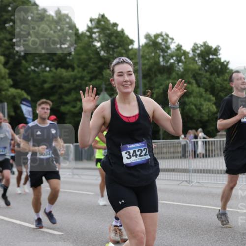29.06.2025 - hella hamburg halbmarathon Jannik Wohlers http://msf.ph/oto/8259753 29.06.2025 10:32:28 Lombardsbrücke 1078, 1237, 1732, 2059, 2276, 2959, 3391, 3422, 3660, 3708, 3753, 4096, 4446, 4555, 5110, 6040, 6861, 7387, 7750, 7982, 8170, 8839, 9034, 9143, 9188, 9471, 9542, 9768, 10013, 10277, 10470, 10770, 11076, 11248, 11260, 11756, 12423, 12424, 12508, 12907, 13789, 14301, 14347, 15171, 15997, 16129, 16502, 16702, 17041, 17102, 17157, 17317, 17417, 17508, 17664, 18191, 18502, 18927, 19156, 19213 meine-sportfotos.de