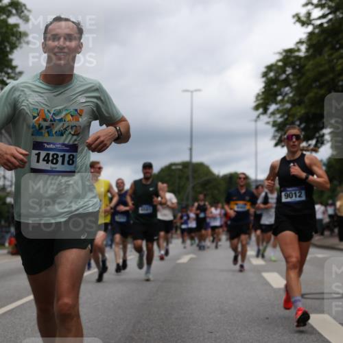 29.06.2025 - hella hamburg halbmarathon Yannick Fuchs http://msf.ph/oto/8259806 29.06.2025 10:48:33 20KM 1125, 1327, 1410, 1496, 1815, 2474, 2771, 2884, 3041, 3177, 3791, 3794, 3861, 3945, 4189, 4231, 4938, 5319, 6082, 6084, 6356, 6443, 6581, 6587, 6723, 6994, 8449, 8514, 8698, 8772, 8798, 9012, 9060, 9227, 10191, 10192, 10263, 10266, 11333, 11499, 11747, 11976, 12186, 12362, 12489, 12961, 13297, 13869, 13988, 14036, 14175, 14592, 14638, 14660, 14818, 14948, 15113, 15156, 15169, 15389, 15408, 15524, 15879, 16047, 16092, 16574, 17740 meine-sportfotos.de