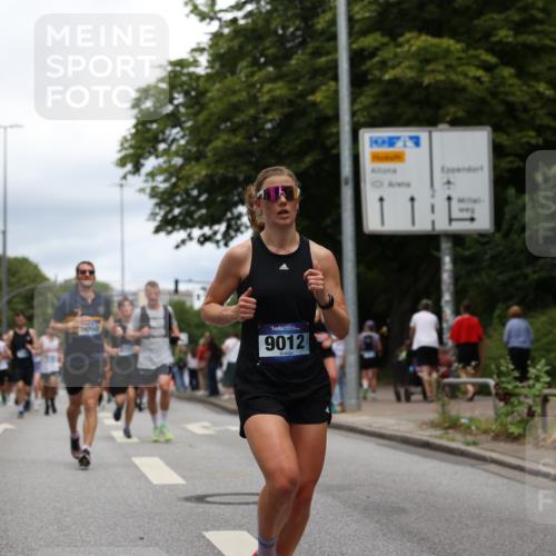 29.06.2025 - hella hamburg halbmarathon Yannick Fuchs http://msf.ph/oto/8259903 29.06.2025 10:48:33 20KM 1125, 1327, 1410, 1496, 1815, 2474, 2771, 2884, 3041, 3177, 3791, 3794, 3861, 3945, 4189, 4231, 4938, 5319, 6082, 6084, 6356, 6443, 6581, 6587, 6723, 6994, 8449, 8514, 8698, 8772, 8798, 9012, 9060, 9227, 10191, 10192, 10263, 10266, 11333, 11499, 11747, 11976, 12186, 12362, 12489, 12961, 13297, 13869, 13988, 14036, 14175, 14592, 14638, 14660, 14818, 14948, 15113, 15156, 15169, 15389, 15408, 15524, 15879, 16047, 16092, 16574, 17740 meine-sportfotos.de
