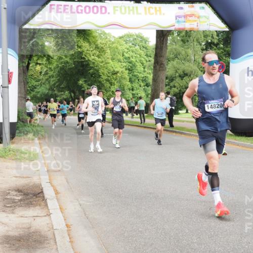 29.06.2025 - hella hamburg halbmarathon MichiJ http://msf.ph/oto/8259941 29.06.2025 10:29:47 Zwischen KM18-KM19 1136, 2675, 5410, 6901, 9659, 9755, 14661, 14820, 17182, 18045, 18049 meine-sportfotos.de