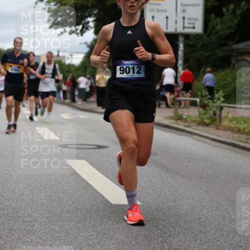 29.06.2025 - hella hamburg halbmarathon Yannick Fuchs http://msf.ph/oto/8259988 29.06.2025 10:48:34 20KM 1125, 1327, 1410, 1496, 1815, 2474, 2561, 2771, 2884, 3041, 3177, 3791, 3794, 3861, 3945, 4189, 4231, 4938, 5319, 6082, 6084, 6356, 6443, 6581, 6587, 6723, 6994, 8449, 8514, 8698, 8772, 8798, 9012, 9060, 9227, 10191, 10192, 10263, 10266, 11333, 11499, 11747, 11976, 12186, 12362, 12489, 12961, 13297, 13988, 14036, 14175, 14592, 14638, 14660, 14818, 14948, 15113, 15156, 15169, 15389, 15408, 15524, 15879, 16047, 16092, 16574, 17740 meine-sportfotos.de