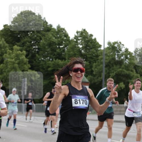 29.06.2025 - hella hamburg halbmarathon Jannik Wohlers http://msf.ph/oto/8260098 29.06.2025 10:32:33 Lombardsbrücke 1078, 1237, 1324, 1732, 2276, 2959, 3391, 3422, 3708, 3753, 3871, 4030, 4096, 4555, 4650, 5110, 6040, 6861, 7387, 7982, 8170, 8839, 9034, 9143, 9471, 9542, 9768, 11260, 11756, 12423, 12424, 12508, 12907, 13789, 14305, 14347, 14743, 15951, 15957, 16502, 16702, 17102, 17157, 17317, 17417, 17508, 17664, 18191, 18409, 18502, 19156, 19213 meine-sportfotos.de