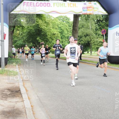 29.06.2025 - hella hamburg halbmarathon MichiJ http://msf.ph/oto/8260114 29.06.2025 10:29:49 Zwischen KM18-KM19 1136, 2579, 5410, 6901, 7378, 9659, 9755, 14661, 14820, 17182, 18045, 18049, 18442 meine-sportfotos.de