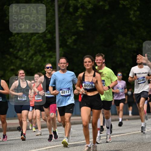 29.06.2025 - hella hamburg halbmarathon Dr. Thomas Lammeyer http://msf.ph/oto/8260193 29.06.2025 10:35:13 Kennedybrücke 1059, 1097, 1472, 1547, 1979, 2414, 2754, 2755, 2914, 3131, 3281, 3443, 4561, 4817, 5437, 5943, 6057, 6078, 6195, 6546, 6616, 6725, 6787, 7604, 7772, 8050, 8812, 8941, 10586 meine-sportfotos.de