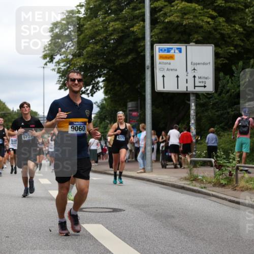 29.06.2025 - hella hamburg halbmarathon Yannick Fuchs http://msf.ph/oto/8260289 29.06.2025 10:48:35 20KM 1125, 1327, 1410, 1496, 1815, 2474, 2561, 2771, 2884, 3041, 3177, 3791, 3794, 3861, 3945, 4189, 4231, 4938, 5319, 6082, 6084, 6356, 6443, 6581, 6587, 6723, 6994, 8449, 8514, 8698, 8772, 8798, 8973, 9012, 9060, 9227, 10191, 10192, 10263, 10266, 10368, 11333, 11499, 11747, 11797, 11976, 12186, 12362, 12489, 12961, 13297, 13988, 14036, 14175, 14592, 14638, 14660, 14818, 14948, 15113, 15156, 15169, 15389, 15408, 15524, 15879, 16047, 16092, 16574, 17740 meine-sportfotos.de
