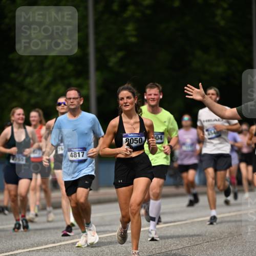 29.06.2025 - hella hamburg halbmarathon Dr. Thomas Lammeyer http://msf.ph/oto/8260449 29.06.2025 10:35:13 Kennedybrücke 1059, 1097, 1472, 1547, 1979, 2414, 2754, 2755, 2914, 3131, 3281, 3443, 4561, 4817, 5437, 5943, 6057, 6078, 6195, 6546, 6616, 6725, 6787, 7604, 7772, 8050, 8812, 8941, 10586 meine-sportfotos.de