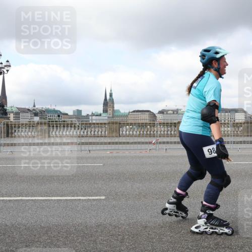 29.06.2025 - hella hamburg halbmarathon Lena Gebhardt http://msf.ph/oto/8260476 29.06.2025 09:03:35 Lombardsbrücke  meine-sportfotos.de