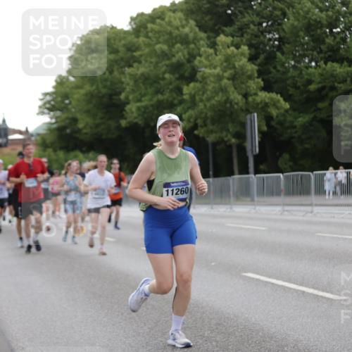 29.06.2025 - hella hamburg halbmarathon Jannik Wohlers http://msf.ph/oto/8260538 29.06.2025 10:32:38 Lombardsbrücke 1078, 1324, 1732, 2276, 2959, 3391, 3422, 3708, 3871, 4030, 4096, 4555, 4650, 5110, 5180, 5581, 5917, 6040, 6861, 7982, 8170, 8595, 8839, 9034, 9143, 9289, 9471, 9542, 9768, 11229, 11260, 11756, 12039, 12423, 12424, 12812, 12813, 12907, 13789, 14085, 14305, 14347, 14743, 15885, 15951, 15957, 16702, 17157, 17317, 17417, 17664, 18191, 18409, 18502, 18742, 18743, 18951, 19213 meine-sportfotos.de