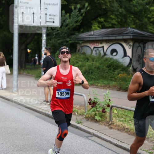29.06.2025 - hella hamburg halbmarathon Yannick Fuchs http://msf.ph/oto/8260542 29.06.2025 10:36:21 20KM 1169, 1441, 1512, 1763, 1800, 1962, 2675, 5690, 5987, 6593, 7092, 7105, 7116, 9365, 9815, 10415, 10894, 11417, 12588, 13196, 13714, 13876, 14275, 14346, 14899, 15521, 15623, 15846, 15935, 16084, 17159, 17182, 17882, 18509, 18772, 19046 meine-sportfotos.de