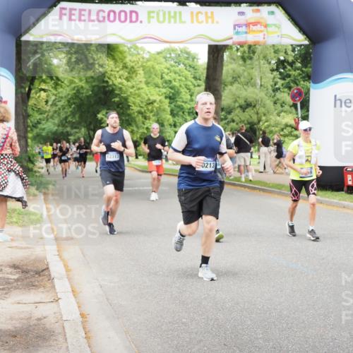 29.06.2025 - hella hamburg halbmarathon MichiJ http://msf.ph/oto/8260592 29.06.2025 10:53:36 Zwischen KM18-KM19 4187, 6059, 9405, 9559, 10213, 11507, 16546 meine-sportfotos.de