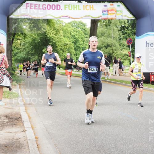 29.06.2025 - hella hamburg halbmarathon MichiJ http://msf.ph/oto/8260606 29.06.2025 10:53:36 Zwischen KM18-KM19 4187, 6059, 9405, 9559, 10213, 11507, 16546 meine-sportfotos.de