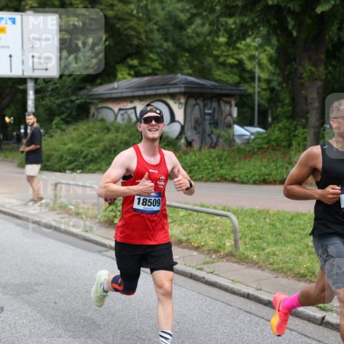 29.06.2025 - hella hamburg halbmarathon Yannick Fuchs http://msf.ph/oto/8260641 29.06.2025 10:36:21 20KM 1169, 1441, 1512, 1763, 1800, 1962, 2675, 5690, 5987, 6593, 7092, 7105, 7116, 9365, 9815, 10415, 10894, 11417, 12588, 13196, 13714, 13876, 14275, 14346, 14899, 15521, 15623, 15846, 15935, 16084, 17159, 17182, 17882, 18509, 18772, 19046 meine-sportfotos.de
