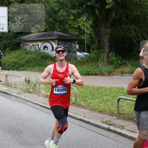 29.06.2025 - hella hamburg halbmarathon Yannick Fuchs http://msf.ph/oto/8260754 29.06.2025 10:36:21 20KM 1169, 1441, 1512, 1763, 1800, 1962, 2675, 5690, 5987, 6593, 7092, 7105, 7116, 9365, 9815, 10415, 10894, 11417, 12588, 13196, 13714, 13876, 14275, 14346, 14899, 15521, 15623, 15846, 15935, 16084, 17159, 17182, 17882, 18509, 18772, 19046 meine-sportfotos.de